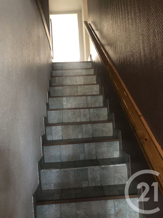 Maison &agrave; vendre - 3 pi&egrave;ces - 73,46 m2 - St Jean D Angely - 17 - POITOU-CHARENTES