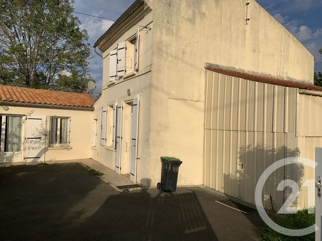 Maison &agrave; vendre - 4 pi&egrave;ces - 101,20 m2 - Fontcouverte - 17 - POITOU-CHARENTES