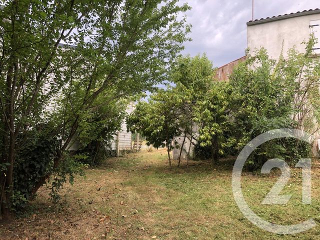 Maison &agrave; vendre - 4 pi&egrave;ces - 101,20 m2 - Fontcouverte - 17 - POITOU-CHARENTES