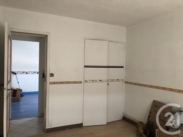 Appartement F4 &agrave; vendre - 4 pi&egrave;ces - 85,70 m2 - Saintes - 17 - POITOU-CHARENTES