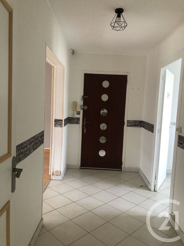 Appartement F4 &agrave; vendre - 4 pi&egrave;ces - 85,70 m2 - Saintes - 17 - POITOU-CHARENTES