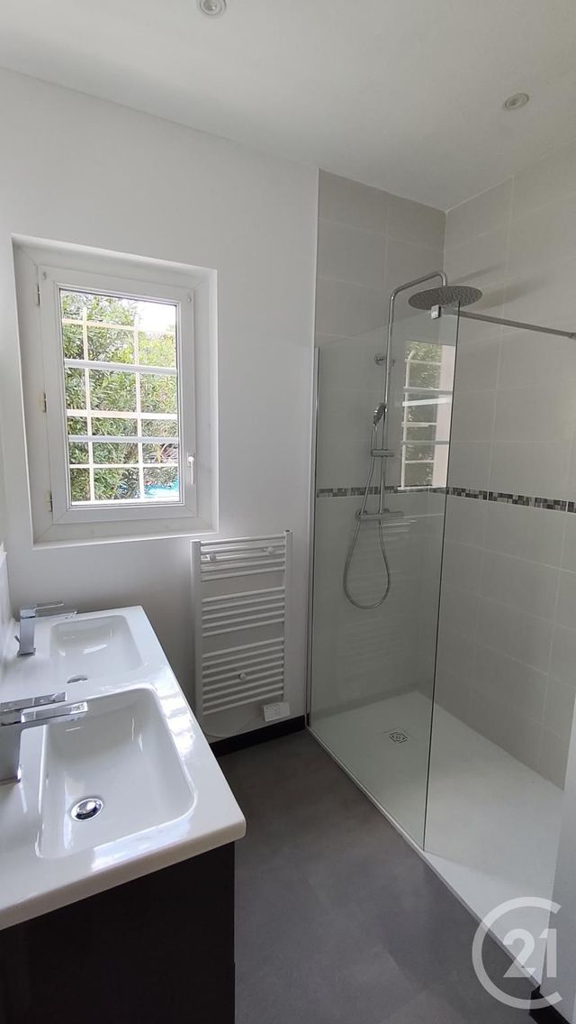 Maison &agrave; vendre - 5 pi&egrave;ces - 82,34 m2 - Saintes - 17 - POITOU-CHARENTES