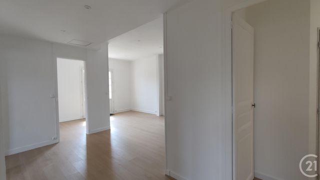 Maison &agrave; vendre - 5 pi&egrave;ces - 82,34 m2 - Saintes - 17 - POITOU-CHARENTES