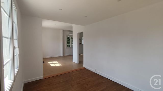 Maison &agrave; vendre - 5 pi&egrave;ces - 82,34 m2 - Saintes - 17 - POITOU-CHARENTES
