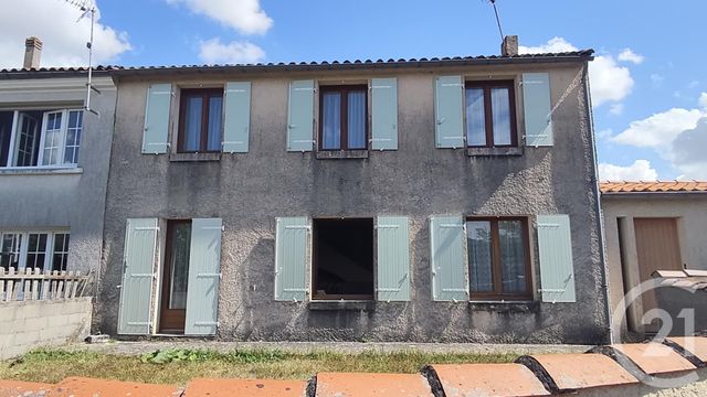 Maison &agrave; vendre - 3 pi&egrave;ces - 177,05 m2 - Les Gonds - 17 - POITOU-CHARENTES