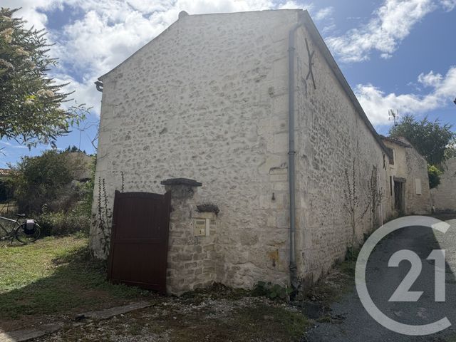 Maison &agrave; vendre - 3 pi&egrave;ces - 57 m2 - Fontcouverte - 17 - POITOU-CHARENTES