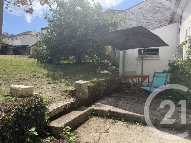 Maison &agrave; vendre - 3 pi&egrave;ces - 57 m2 - Fontcouverte - 17 - POITOU-CHARENTES