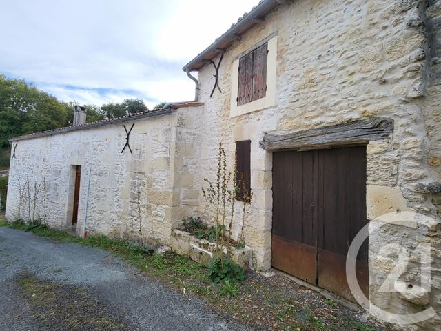Maison &agrave; vendre - 3 pi&egrave;ces - 57 m2 - Fontcouverte - 17 - POITOU-CHARENTES