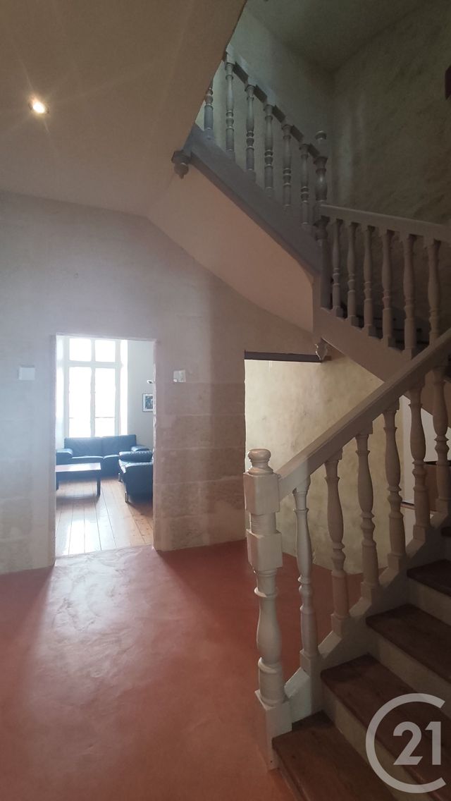 Maison &agrave; vendre - 6 pi&egrave;ces - 157 m2 - Saintes - 17 - POITOU-CHARENTES