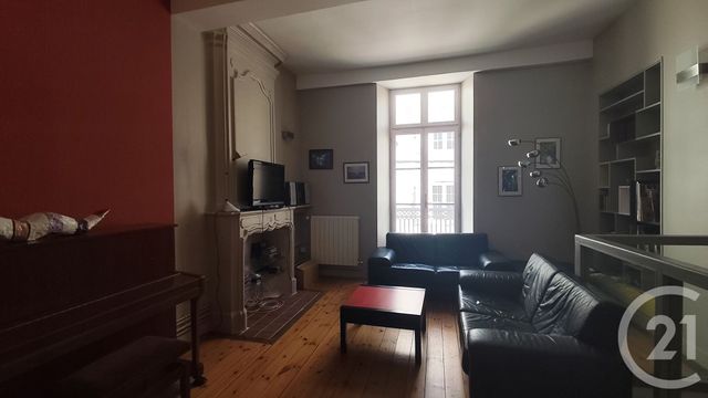 Maison &agrave; vendre - 6 pi&egrave;ces - 157 m2 - Saintes - 17 - POITOU-CHARENTES