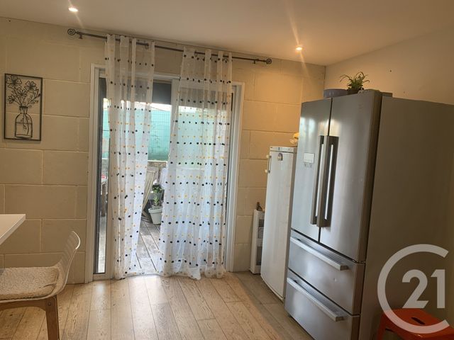 Maison &agrave; vendre - 5 pi&egrave;ces - 146,60 m2 - Saintes - 17 - POITOU-CHARENTES