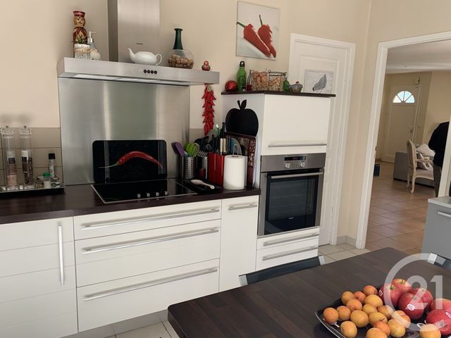 Maison &agrave; vendre - 5 pi&egrave;ces - 125 m2 - Saintes - 17 - POITOU-CHARENTES