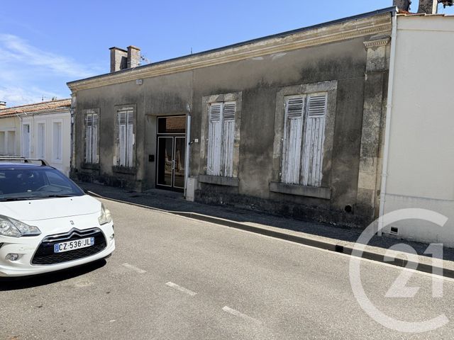 Maison &agrave; vendre - 9 pi&egrave;ces - 300 m2 - Lesparre Medoc - 33 - AQUITAINE