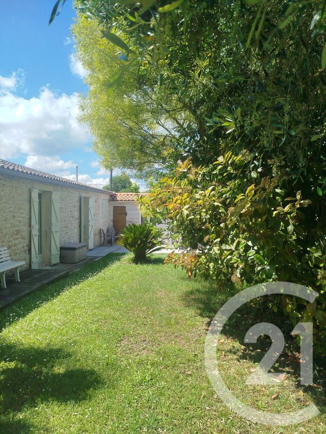 Maison &agrave; vendre - 10 pi&egrave;ces - 243 m2 - St Seurin De Cadourne - 33 - AQUITAINE
