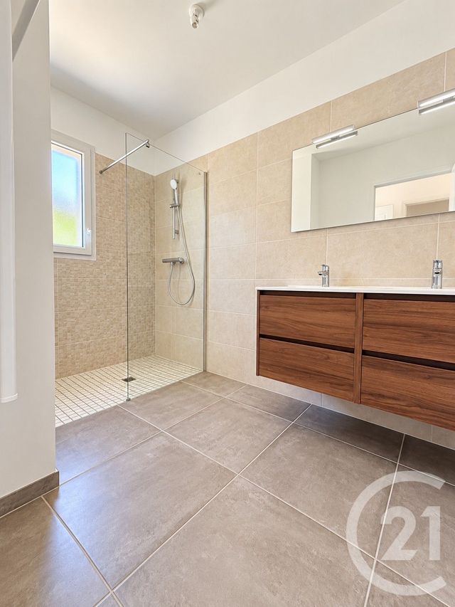 Maison &agrave; louer - 4 pi&egrave;ces - 90,80 m2 - Vensac - 33 - AQUITAINE