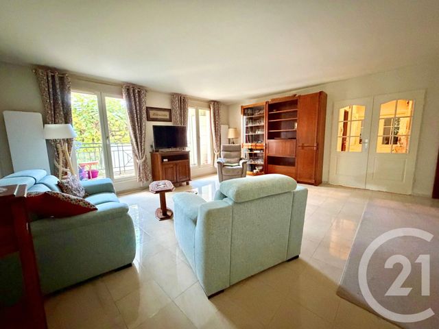 Appartement F5 &agrave; vendre - 5 pi&egrave;ces - 108,26 m2 - Poissy - 78 - ILE-DE-FRANCE