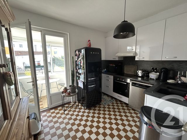 Appartement F3 &agrave; vendre - 3 pi&egrave;ces - 65 m2 - La Rochelle - 17 - POITOU-CHARENTES