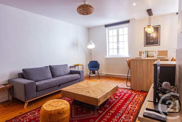 Appartement &agrave; louer - 2 pi&egrave;ces - 49,14 m2 - La Rochelle - 17 - POITOU-CHARENTES