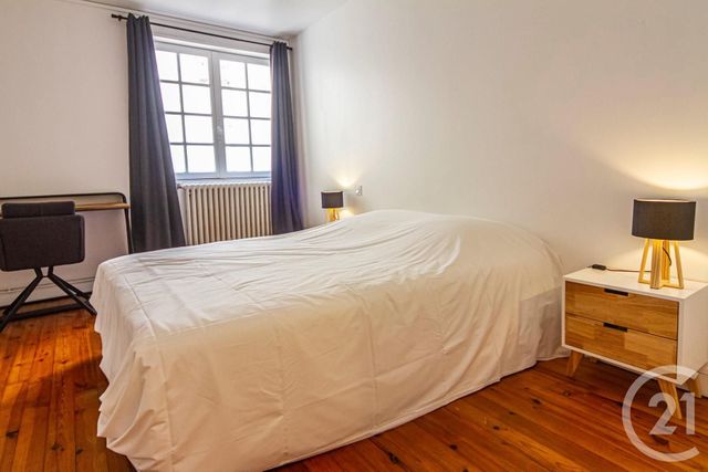 Appartement &agrave; louer - 2 pi&egrave;ces - 49,14 m2 - La Rochelle - 17 - POITOU-CHARENTES