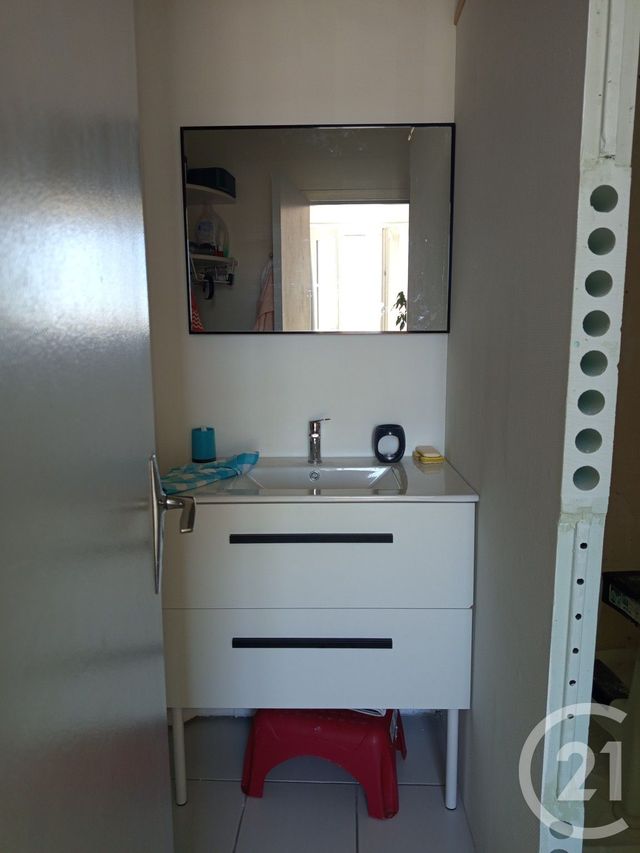 Appartement F2 bis &agrave; vendre - 2 pi&egrave;ces - 47 m2 - La Rochelle - 17 - POITOU-CHARENTES