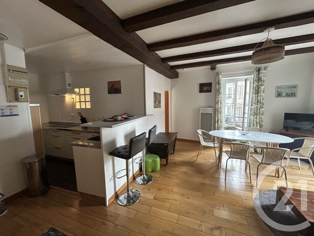 Appartement F3 &agrave; vendre - 3 pi&egrave;ces - 59,84 m2 - La Rochelle - 17 - POITOU-CHARENTES
