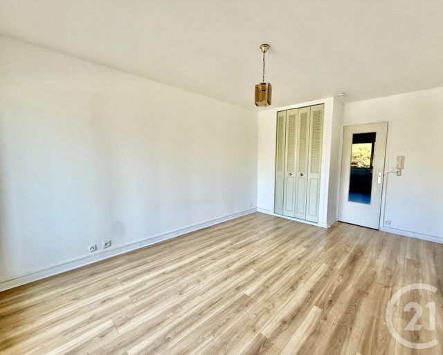 Appartement Studio &agrave; vendre - 1 pi&egrave;ce - 26 m2 - La Rochelle - 17 - POITOU-CHARENTES