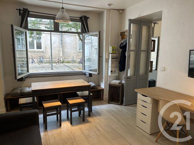 Appartement F2 &agrave; vendre - 2 pi&egrave;ces - 33,05 m2 - La Rochelle - 17 - POITOU-CHARENTES