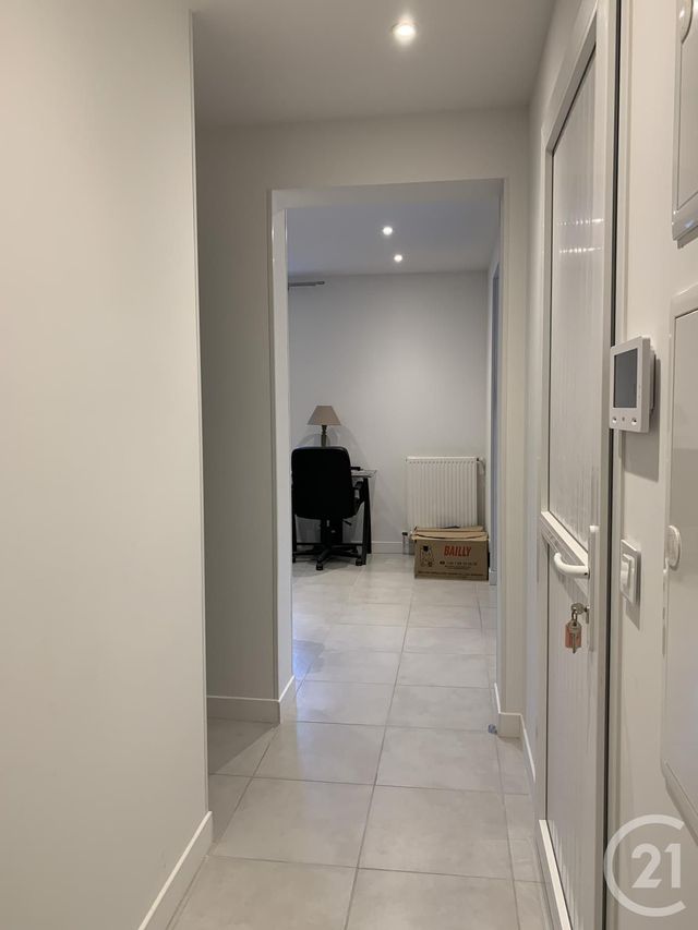 Appartement F3 &agrave; vendre - 3 pi&egrave;ces - 61,18 m2 - Clermont L Herault - 34 - LANGUEDOC-ROUSSILLON