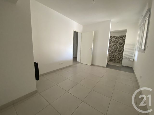 Appartement T3 &agrave; vendre - 3 pi&egrave;ces - 70,10 m2 - Clermont L Herault - 34 - LANGUEDOC-ROUSSILLON