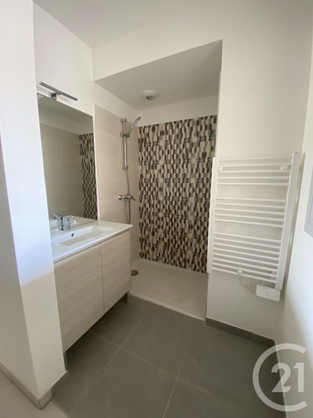 Appartement T3 &agrave; vendre - 3 pi&egrave;ces - 70,10 m2 - Clermont L Herault - 34 - LANGUEDOC-ROUSSILLON