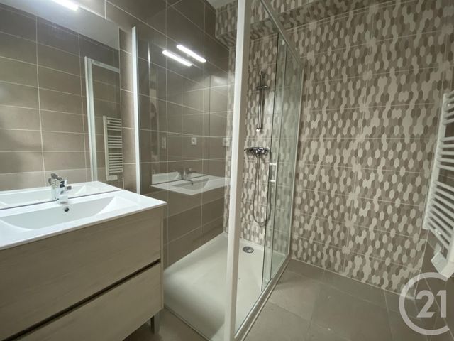 Appartement T2 &agrave; vendre - 2 pi&egrave;ces - 43,70 m2 - Clermont L Herault - 34 - LANGUEDOC-ROUSSILLON