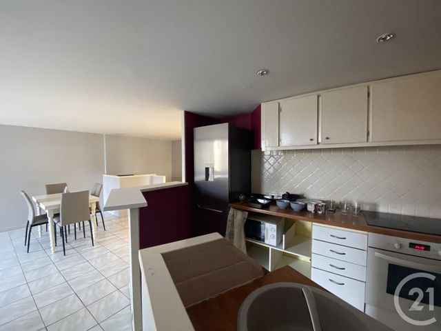 Appartement F2 &agrave; louer - 2 pi&egrave;ces - 75 m2 - Clermont L Herault - 34 - LANGUEDOC-ROUSSILLON