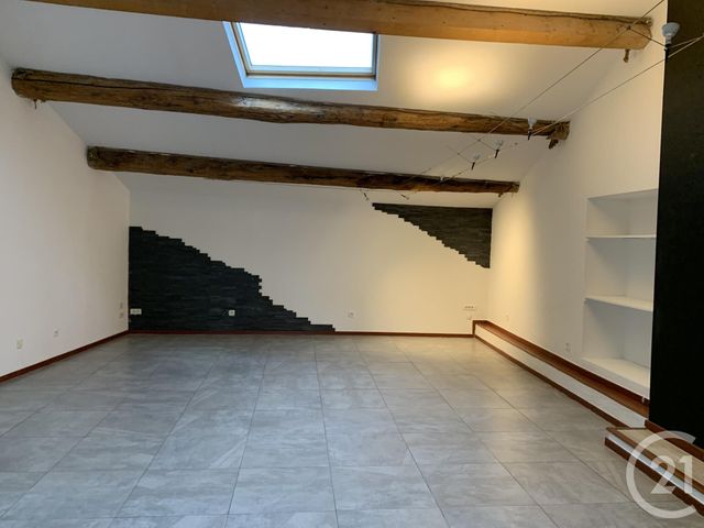 Appartement Loft &agrave; louer - 3 pi&egrave;ces - 121 m2 - Tressan - 34 - LANGUEDOC-ROUSSILLON