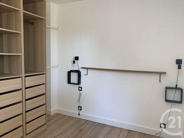 Appartement &agrave; louer - 2 pi&egrave;ces - 28,22 m2 - Le Pouget - 34 - LANGUEDOC-ROUSSILLON