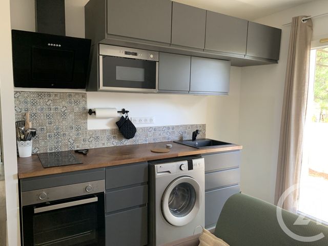 Appartement &agrave; louer - 2 pi&egrave;ces - 28,22 m2 - Le Pouget - 34 - LANGUEDOC-ROUSSILLON