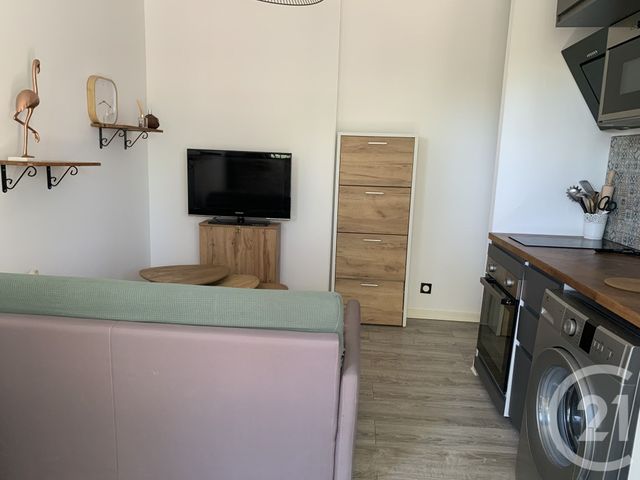 Appartement &agrave; louer - 2 pi&egrave;ces - 28,22 m2 - Le Pouget - 34 - LANGUEDOC-ROUSSILLON
