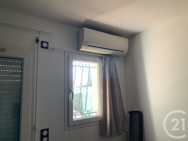 Appartement &agrave; louer - 2 pi&egrave;ces - 28,22 m2 - Le Pouget - 34 - LANGUEDOC-ROUSSILLON