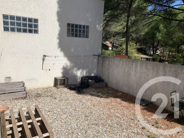 Appartement &agrave; louer - 2 pi&egrave;ces - 28,22 m2 - Le Pouget - 34 - LANGUEDOC-ROUSSILLON