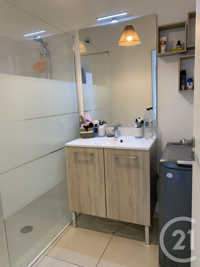 Appartement F3 &agrave; louer - 3 pi&egrave;ces - 65 m2 - Peret - 34 - LANGUEDOC-ROUSSILLON