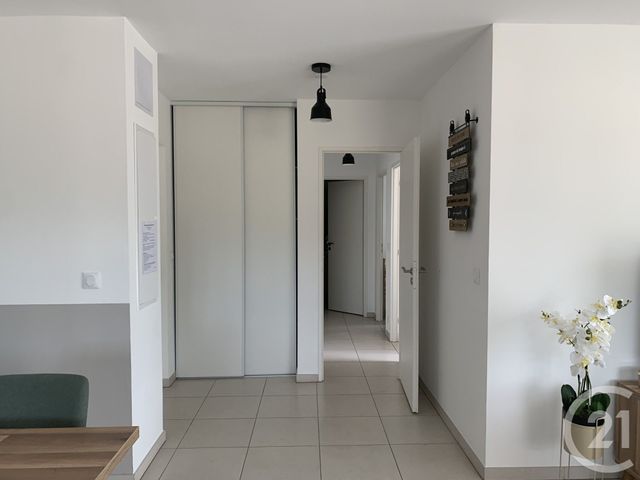 Appartement F3 &agrave; louer - 3 pi&egrave;ces - 65 m2 - Peret - 34 - LANGUEDOC-ROUSSILLON