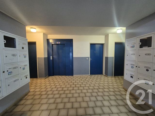 Appartement Studio &agrave; vendre - 1 pi&egrave;ce - 22,86 m2 - Clermont L Herault - 34 - LANGUEDOC-ROUSSILLON