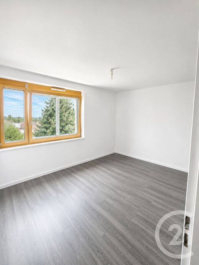 Appartement F3 &agrave; vendre - 3 pi&egrave;ces - 70,47 m2 - Fontainebleau - 77 - ILE-DE-FRANCE