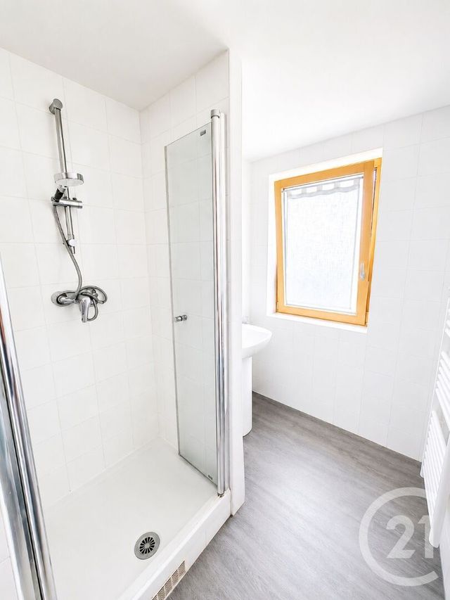 Appartement F3 &agrave; vendre - 3 pi&egrave;ces - 70,47 m2 - Fontainebleau - 77 - ILE-DE-FRANCE