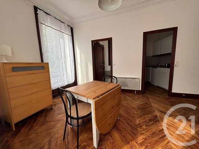 Appartement Studio &agrave; vendre - 1 pi&egrave;ce - 21,18 m2 - Fontainebleau - 77 - ILE-DE-FRANCE