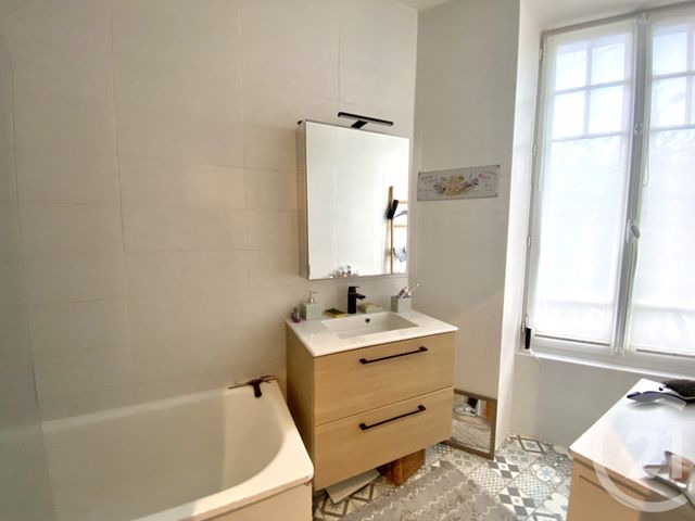 Appartement &agrave; vendre - 3 pi&egrave;ces - 54,53 m2 - Fontainebleau - 77 - ILE-DE-FRANCE