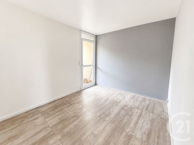 Appartement F4 &agrave; vendre - 4 pi&egrave;ces - 69,79 m2 - Avon - 77 - ILE-DE-FRANCE