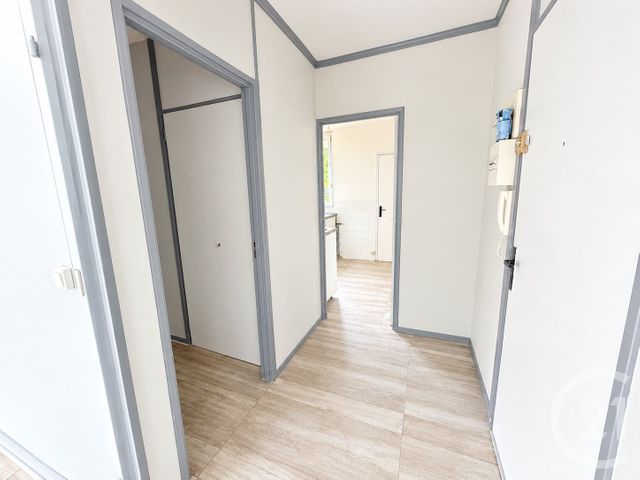 Appartement F4 &agrave; vendre - 4 pi&egrave;ces - 69,79 m2 - Avon - 77 - ILE-DE-FRANCE