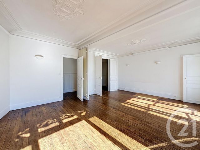 Appartement F4 &agrave; vendre - 4 pi&egrave;ces - 103,27 m2 - Fontainebleau - 77 - ILE-DE-FRANCE