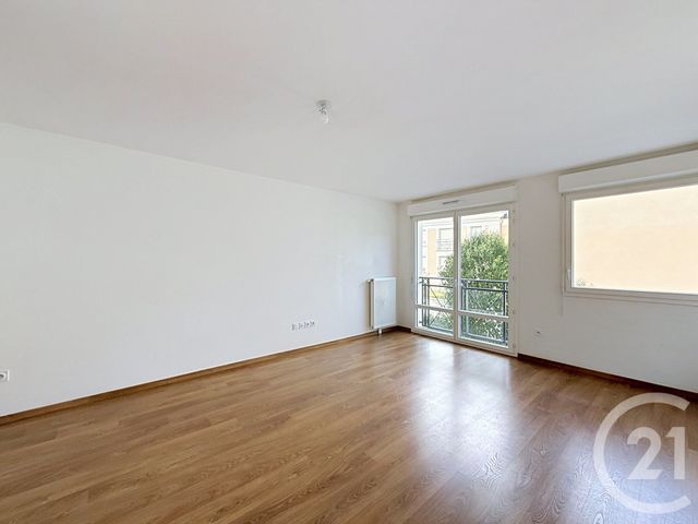 Appartement F4 &agrave; vendre - 4 pi&egrave;ces - 79,59 m2 - Fontainebleau - 77 - ILE-DE-FRANCE