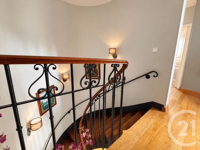 Maison &agrave; vendre - 7 pi&egrave;ces - 207,09 m2 - Fontainebleau - 77 - ILE-DE-FRANCE
